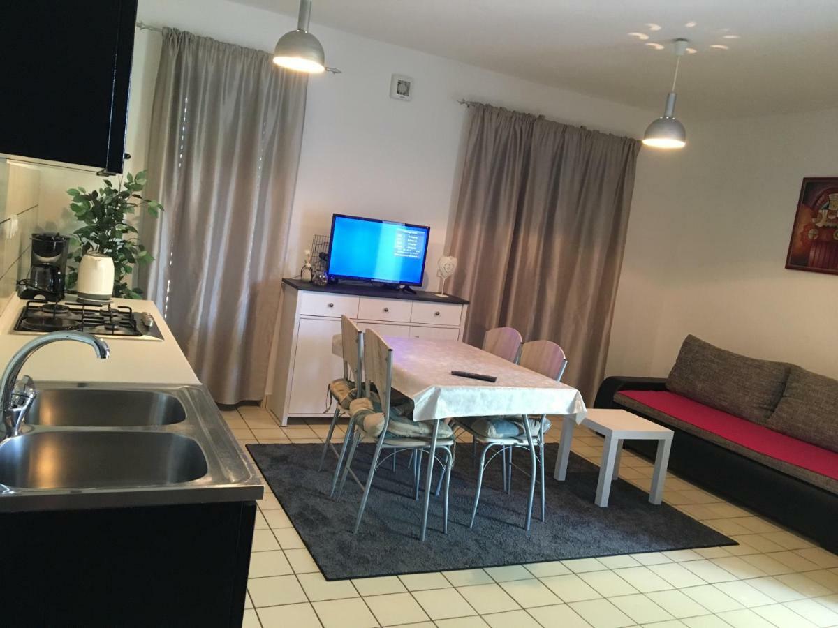 Apartments Eliva Umag Luaran gambar